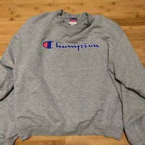 ❌SOLD❌Champion crew neck